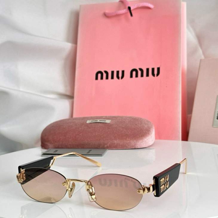 Picture of Miu Miu Sunglasses _SKUfw79339129fw